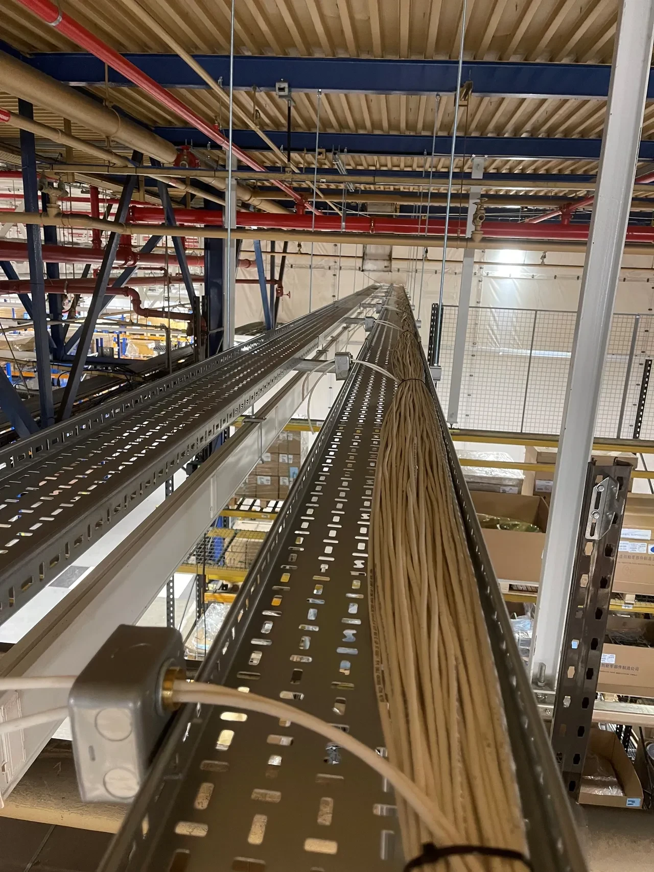 Warehouse cable tray and structured cabling installation